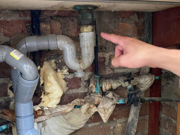 Best 24-hour water damage restoration  in Queens Gate, PA